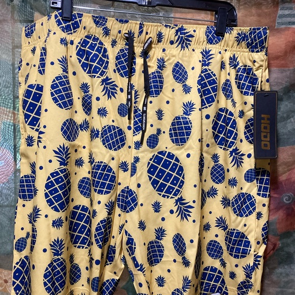 HODO SPORTS SWIM TRUNKS, PINEAPPLES, BEACH, POOL, MEN, BOYS - Picture 1 of 8